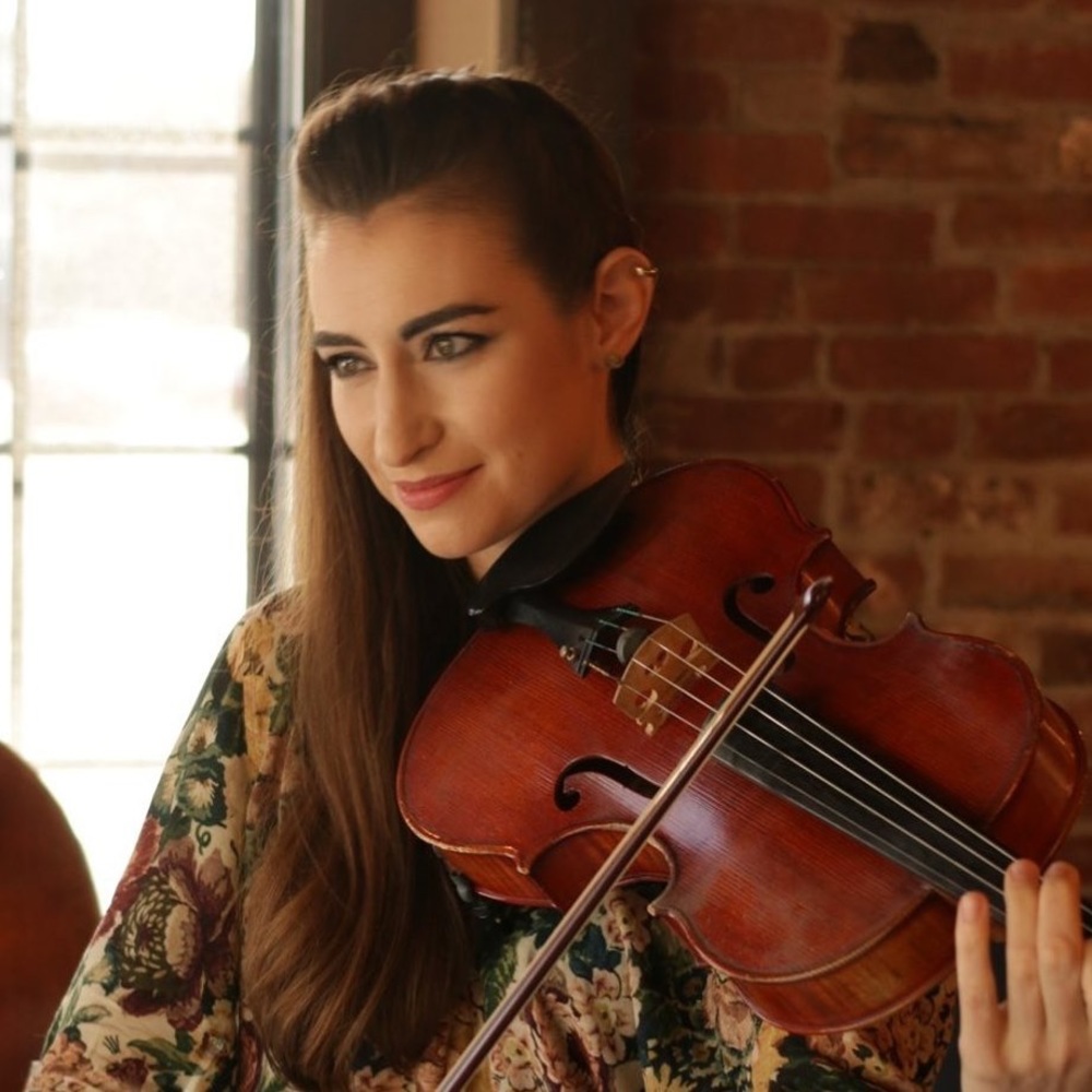 Meet your Posher, Elizabeth